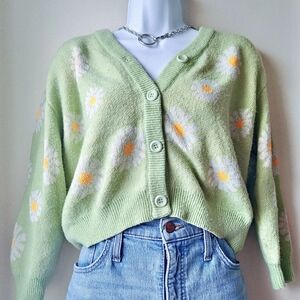 Green Daisy Sweater Cardigan